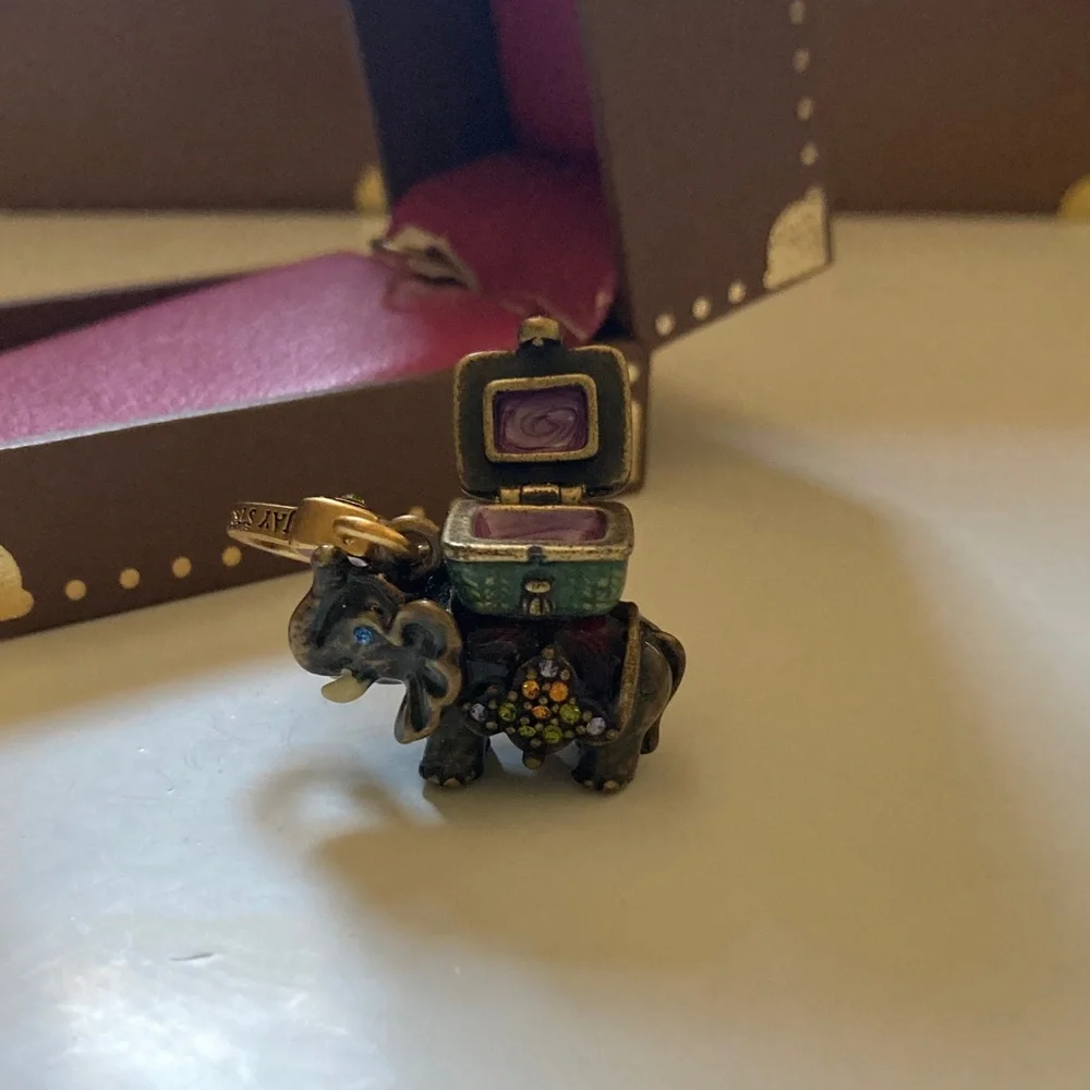 Jay Strongwater Gold and Green Elephant Charm - Picture 4 of 5